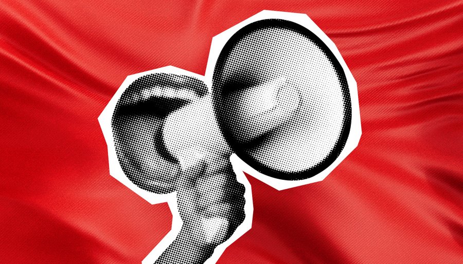 Teaserbild Bundestagswahl 2025 Das Bild zeigt eine stilisierte, schwarz-weiße Collage auf einem roten Hintergrund. Im Vordergrund ist eine Hand, die ein Megafon hält, abgebildet. Neben dem Megafon ist ein geöffneter Mund zu sehen, der so positioniert ist, als ob er in das Megafon spricht. Die gesamte Komposition wirkt dynamisch und vermittelt den Eindruck von Kommunikation oder Protest. Der rote Hintergrund verstärkt den Eindruck von Dringlichkeit oder Leidenschaft.
